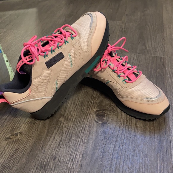 Retro Reebok - Picture 5 of 5